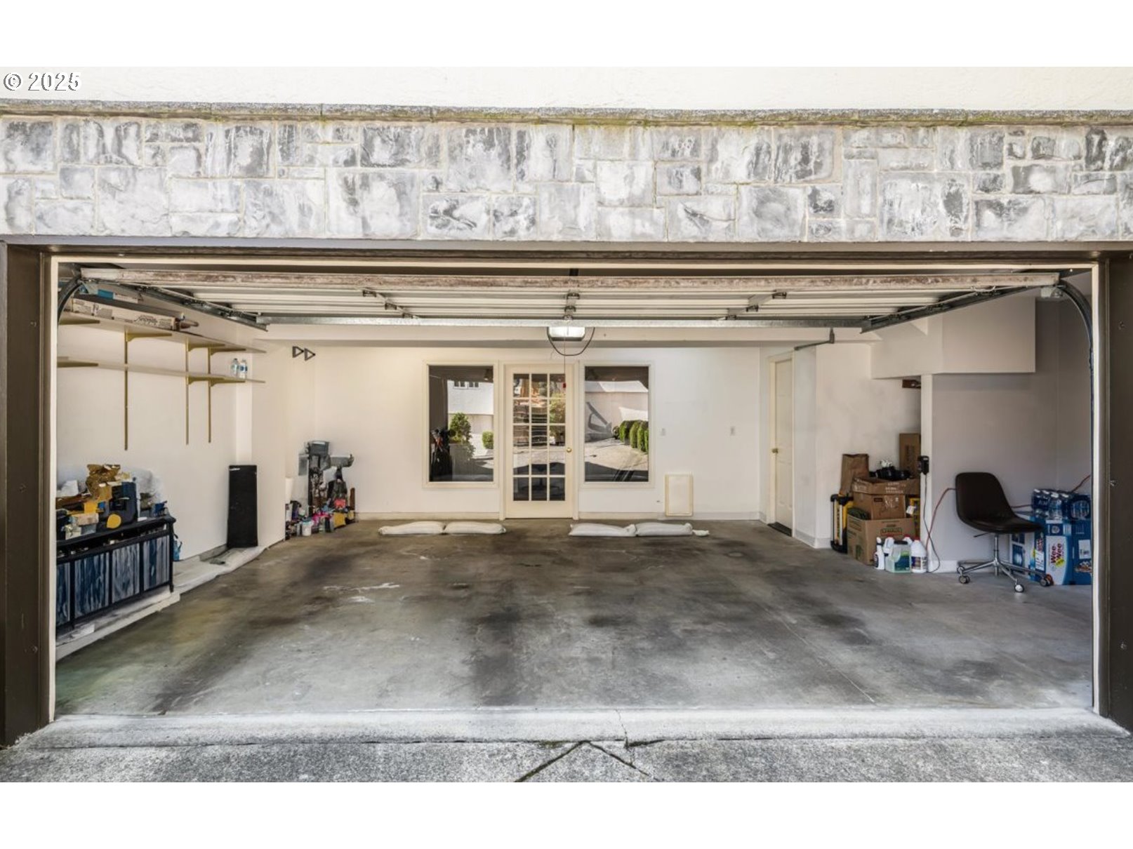 1915 NW YORKSHIRE LN, Portland