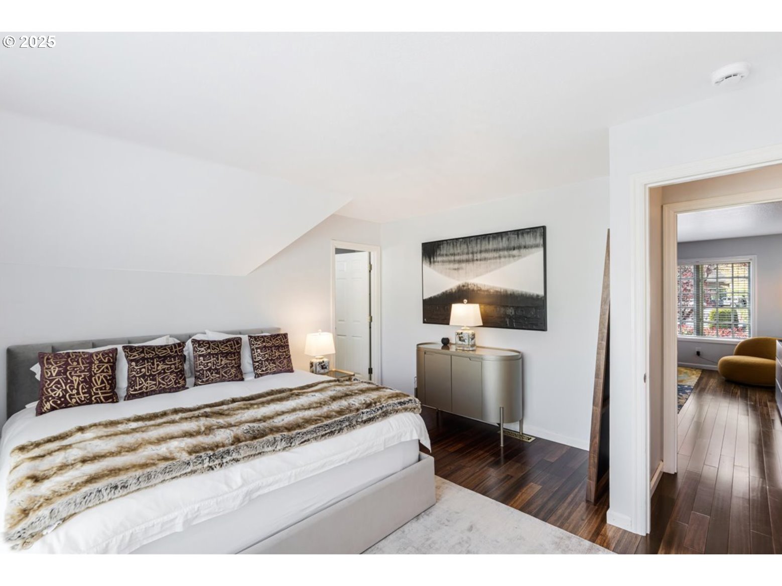 1915 NW YORKSHIRE LN, Portland