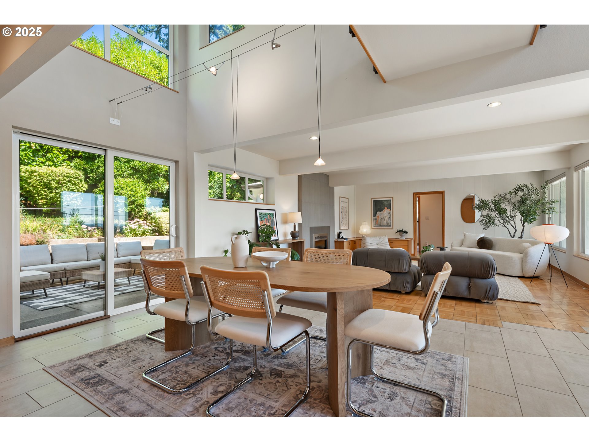 4486 SW WASHOUGA AVE