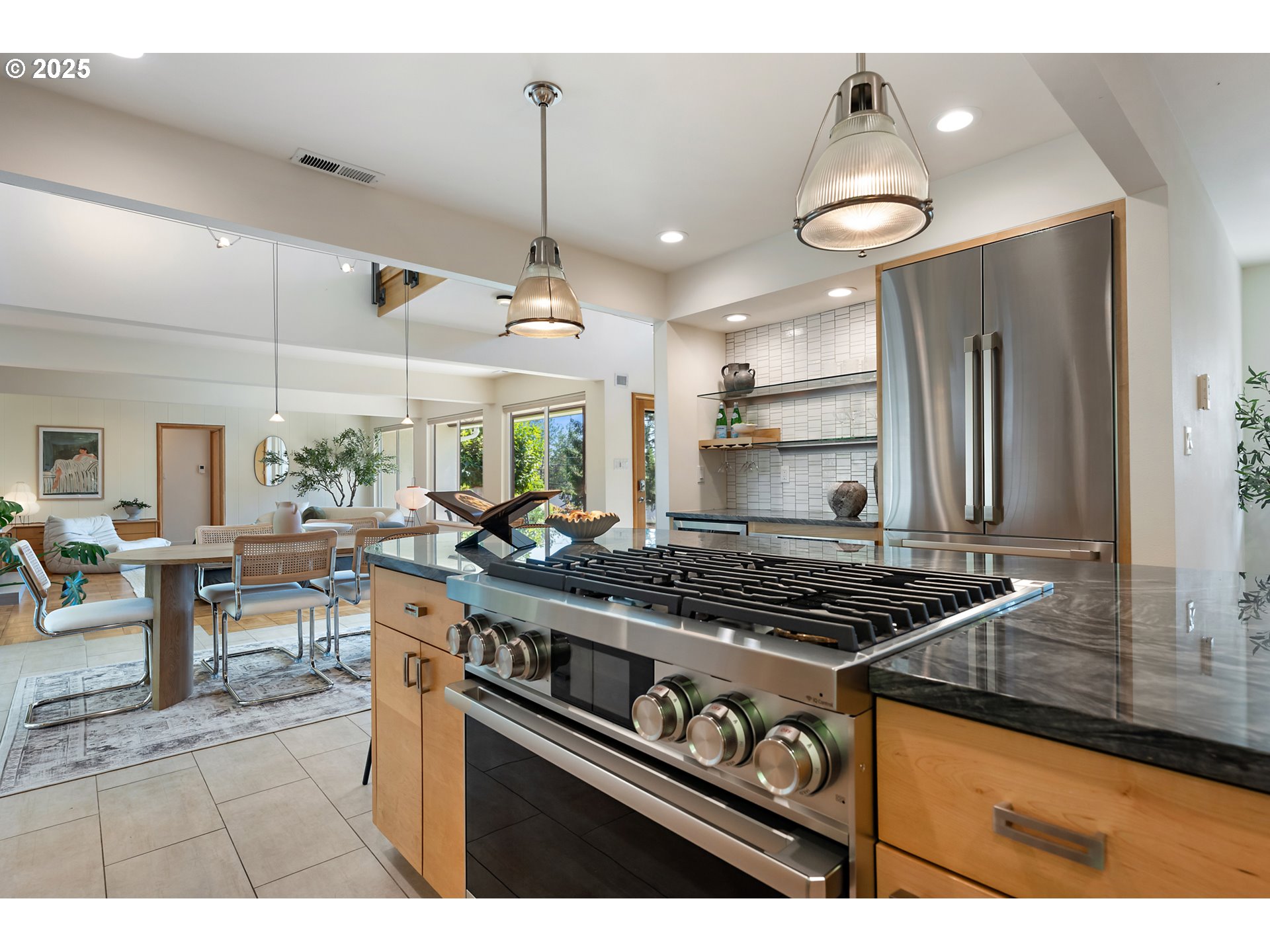 4486 SW WASHOUGA AVE