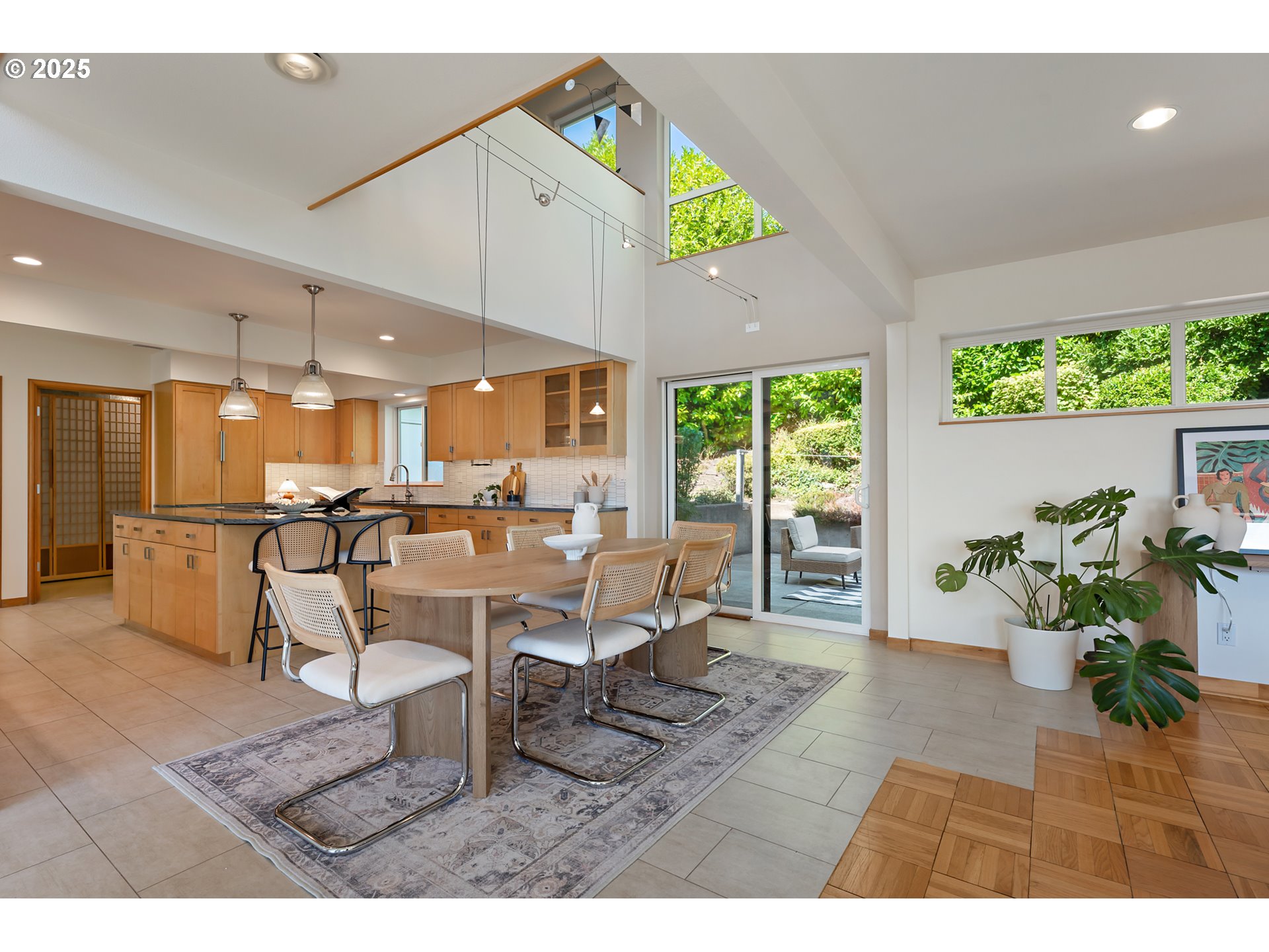 4486 SW WASHOUGA AVE