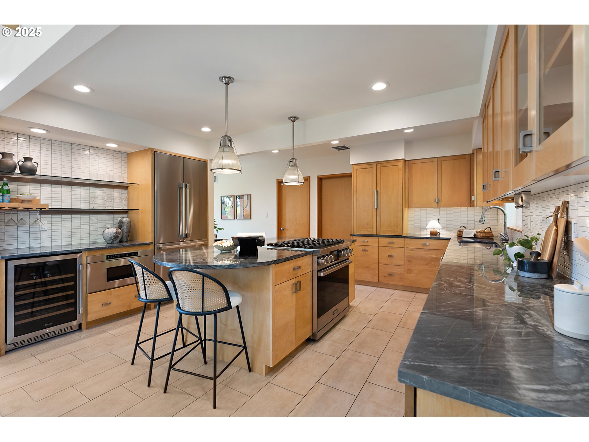 4486 SW WASHOUGA AVE