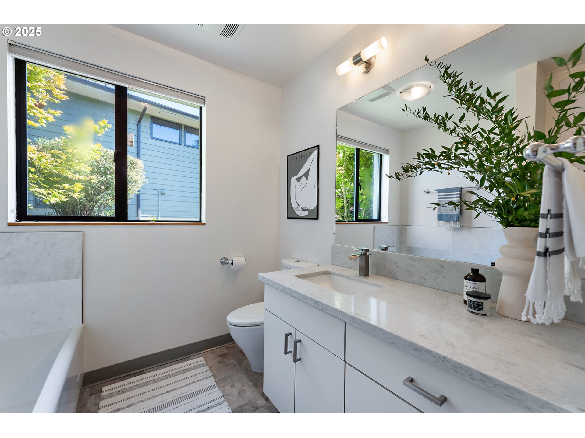 4486 SW WASHOUGA AVE