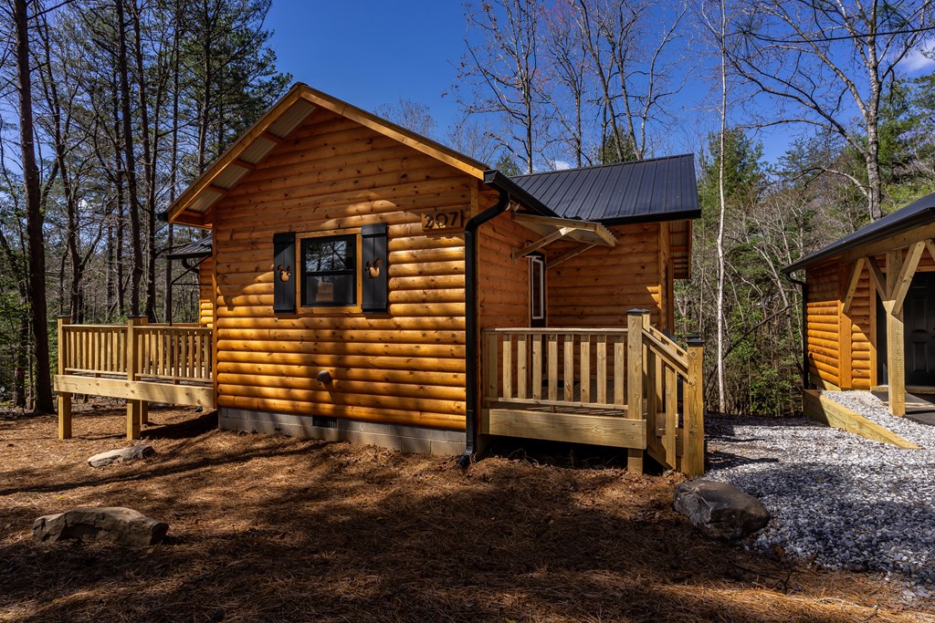 207 Bentley Cove