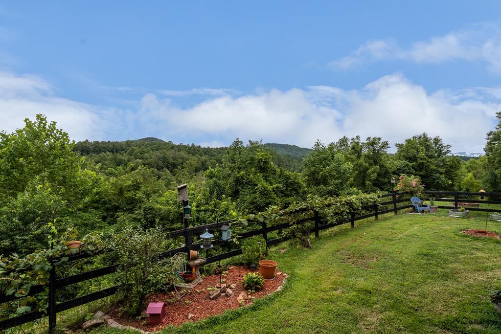 112 Deer Ridge Drive