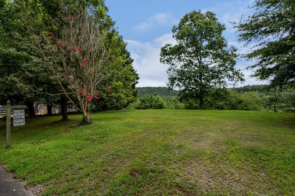 112 Deer Ridge Drive