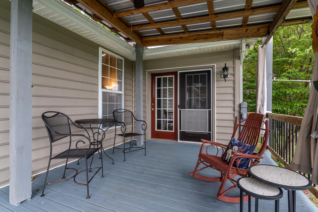 112 Deer Ridge Drive