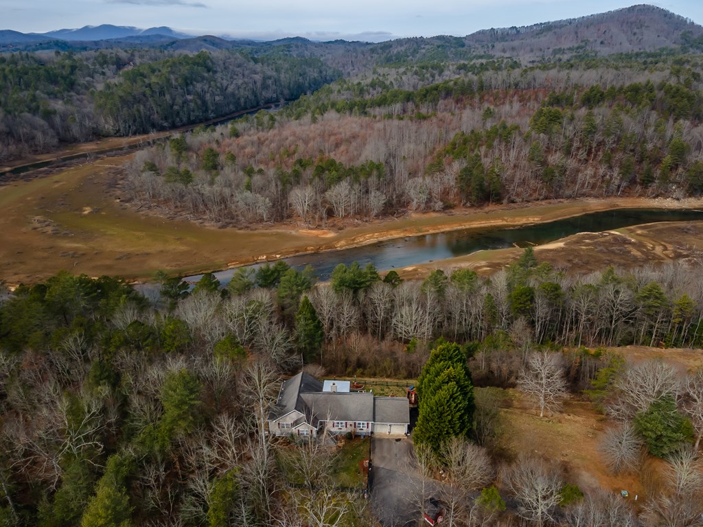 112 Deer Ridge Drive