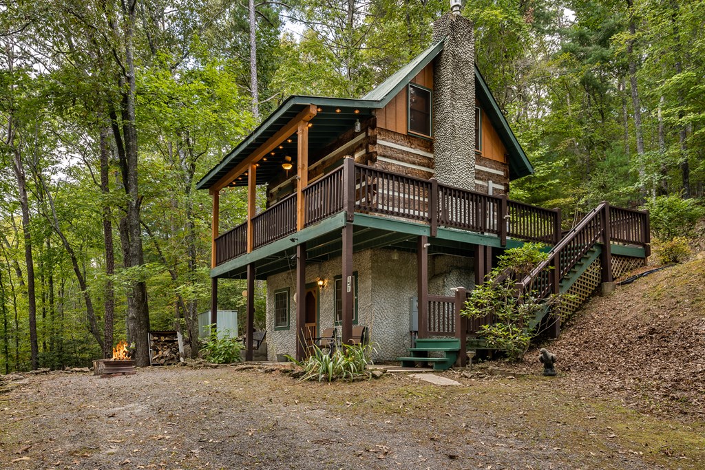 151 Pinewood Drive