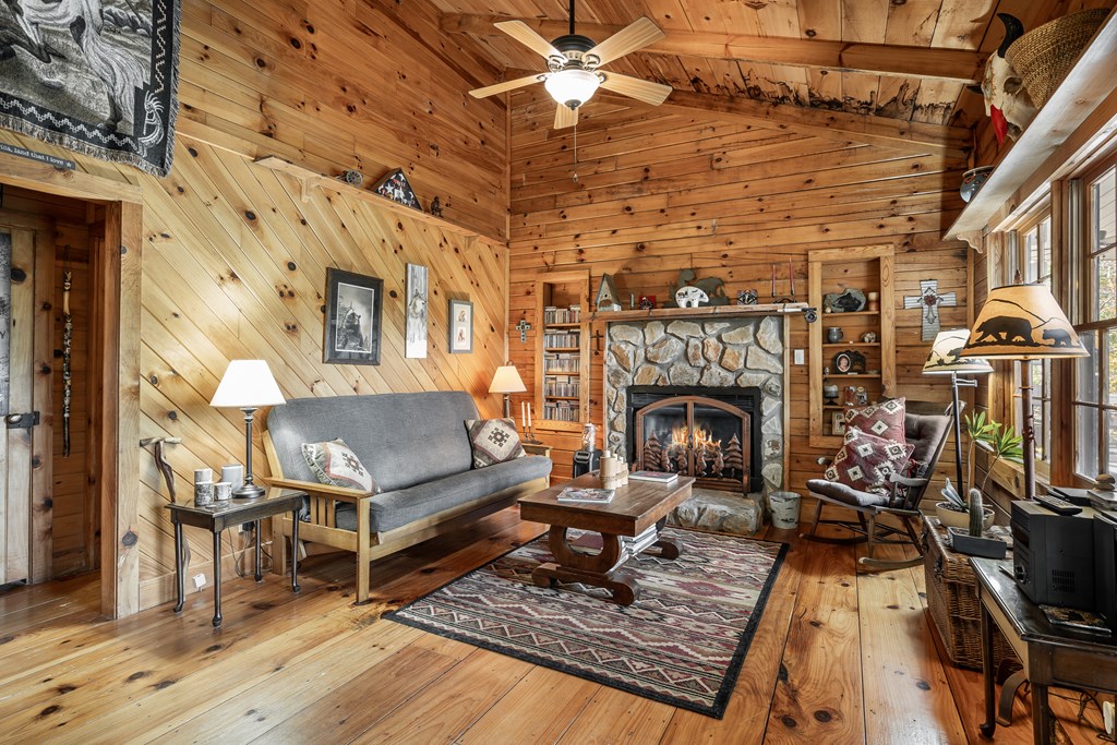 541 Mountain View Circle