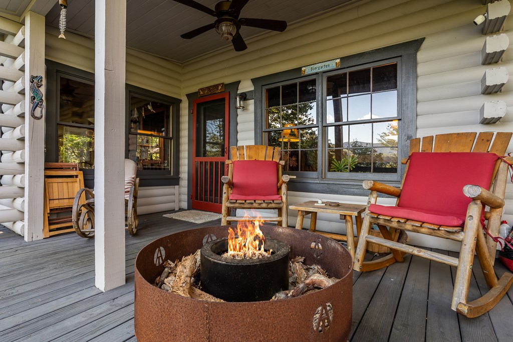 541 Mountain View Circle