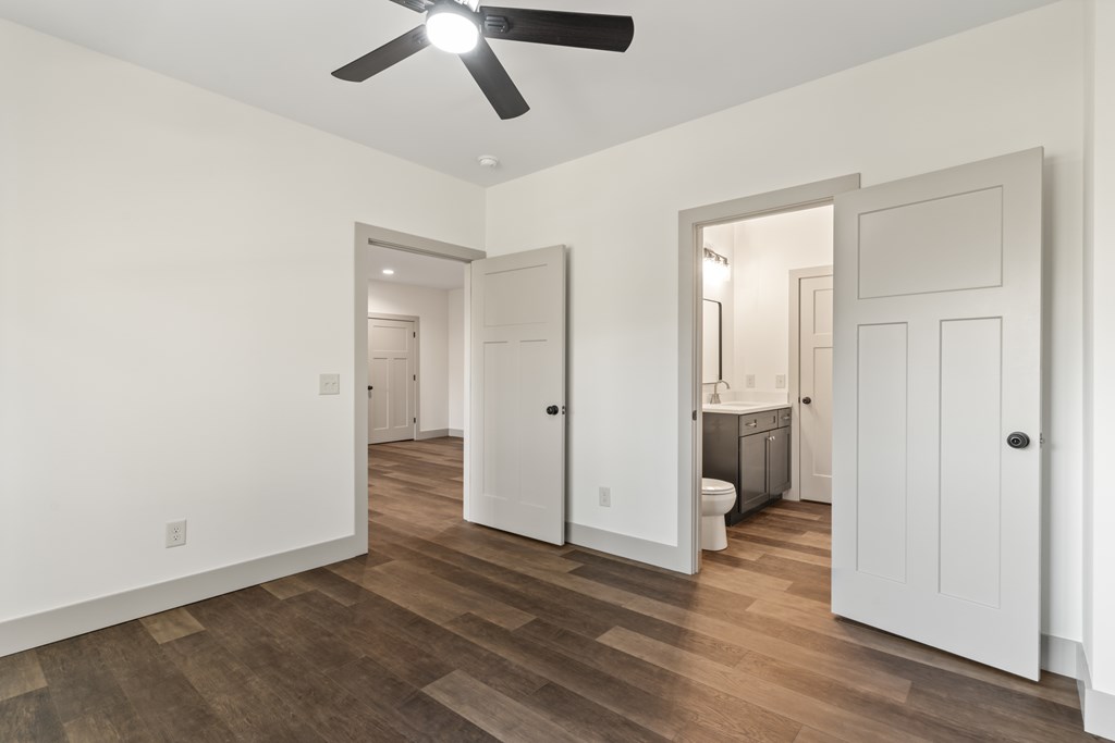 390 Fiddlers Way, Brasstown