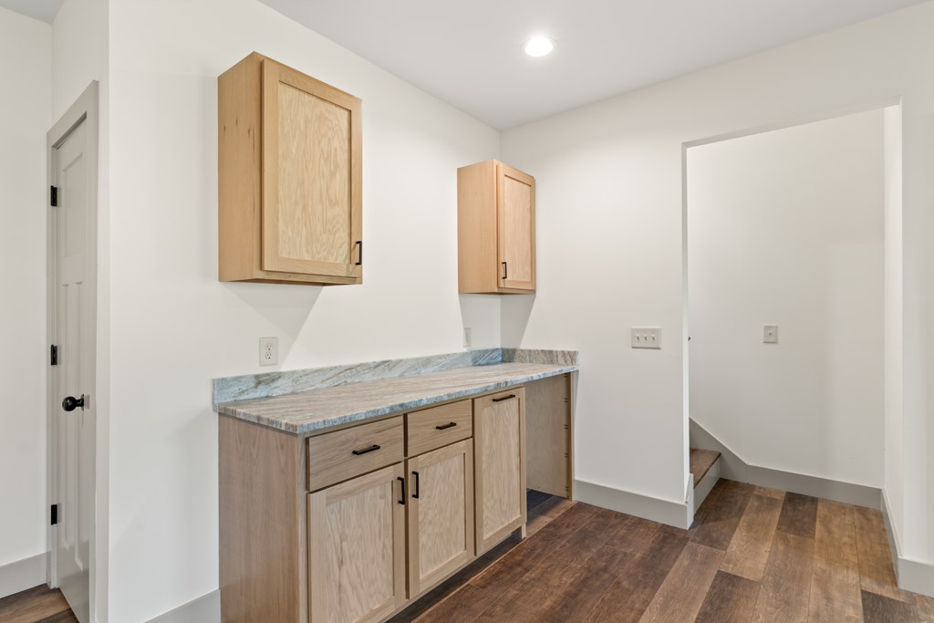 390 Fiddlers Way, Brasstown