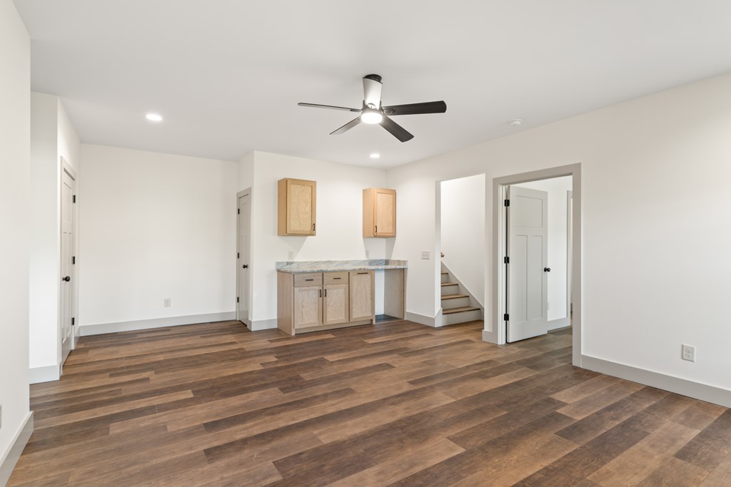 390 Fiddlers Way, Brasstown