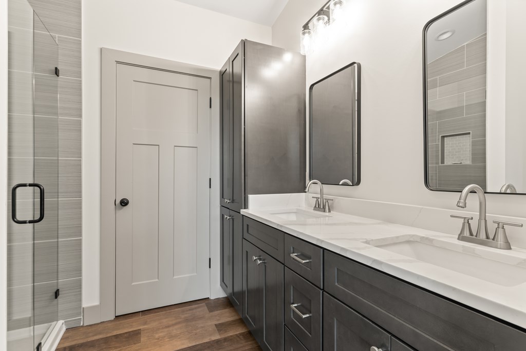 390 Fiddlers Way, Brasstown