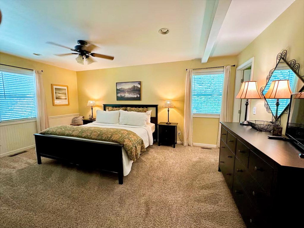 35 High Point Trail, Blue Ridge