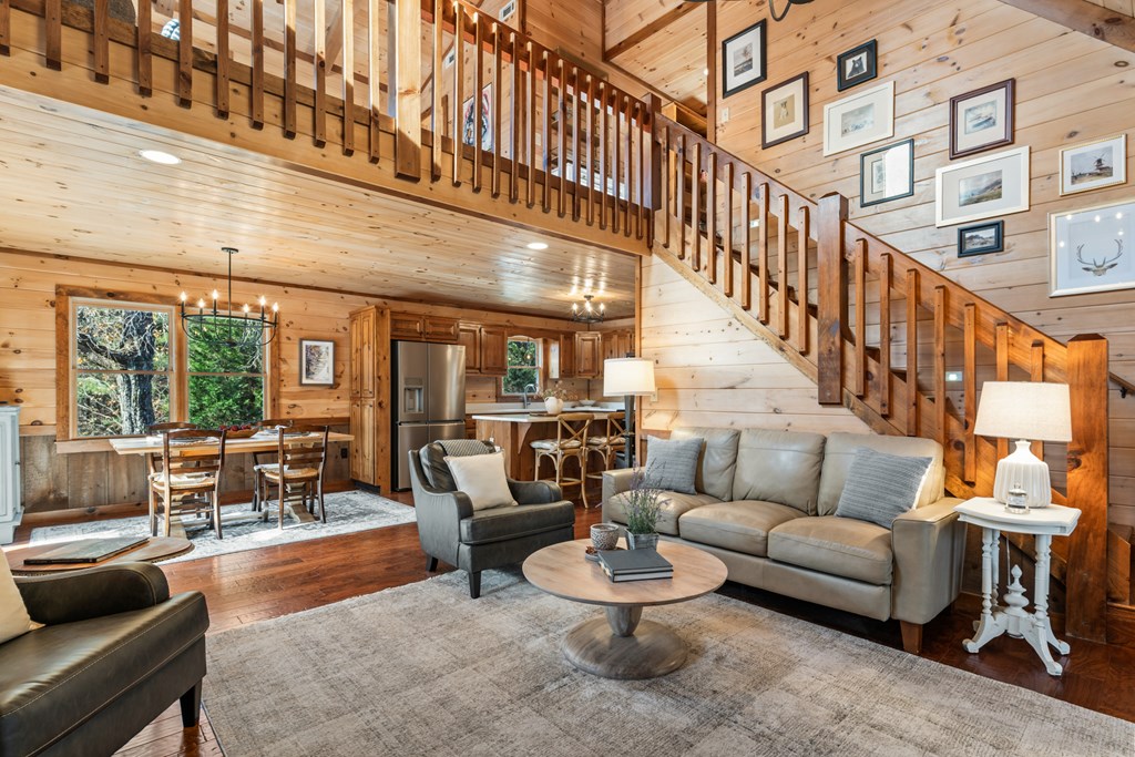 19 Chestnut Hills Road