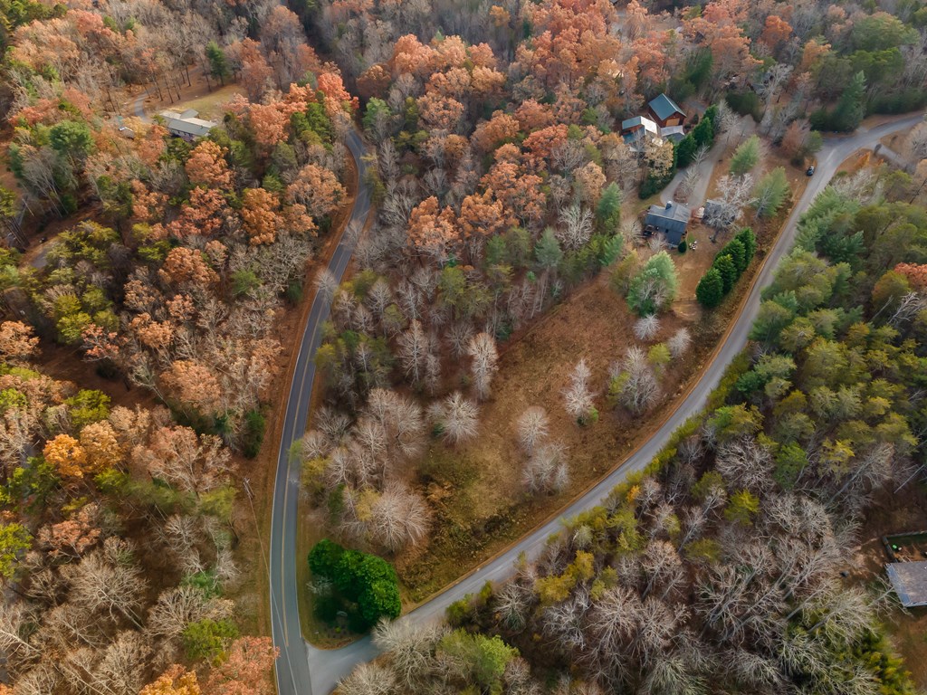 19 Chestnut Hills Road