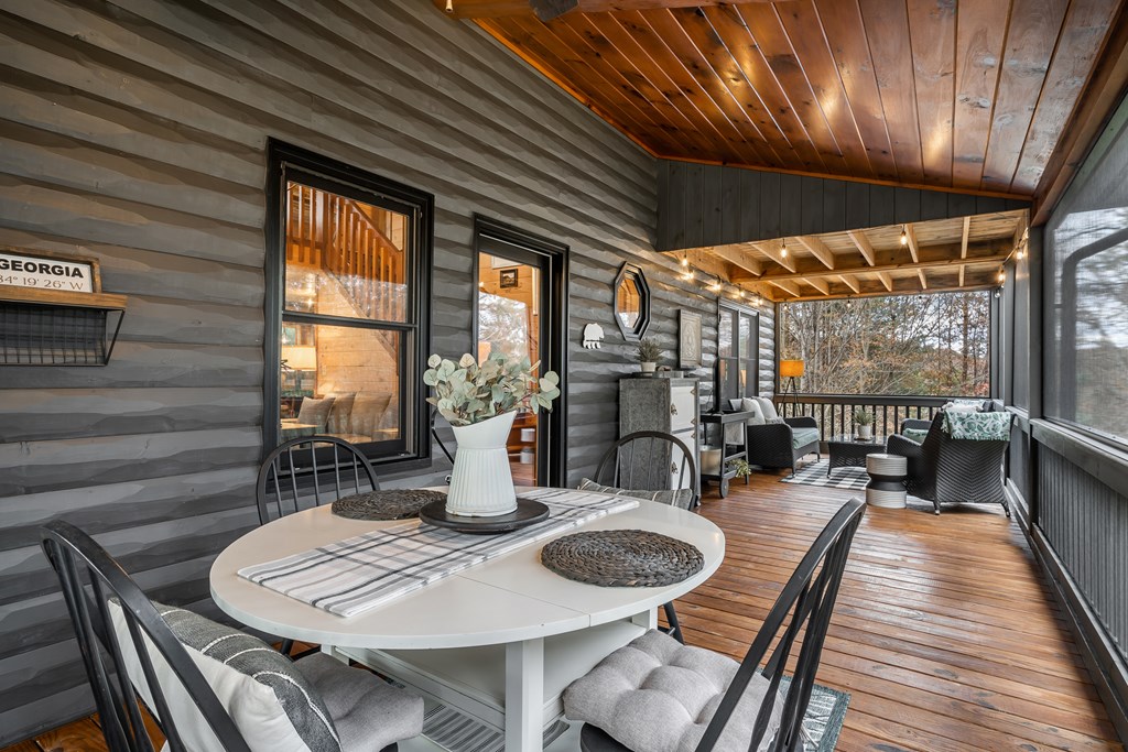 19 Chestnut Hills Road