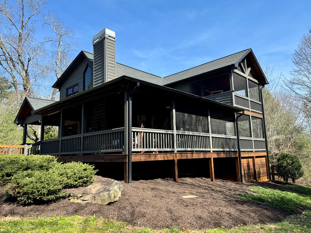 19 Chestnut Hills Road