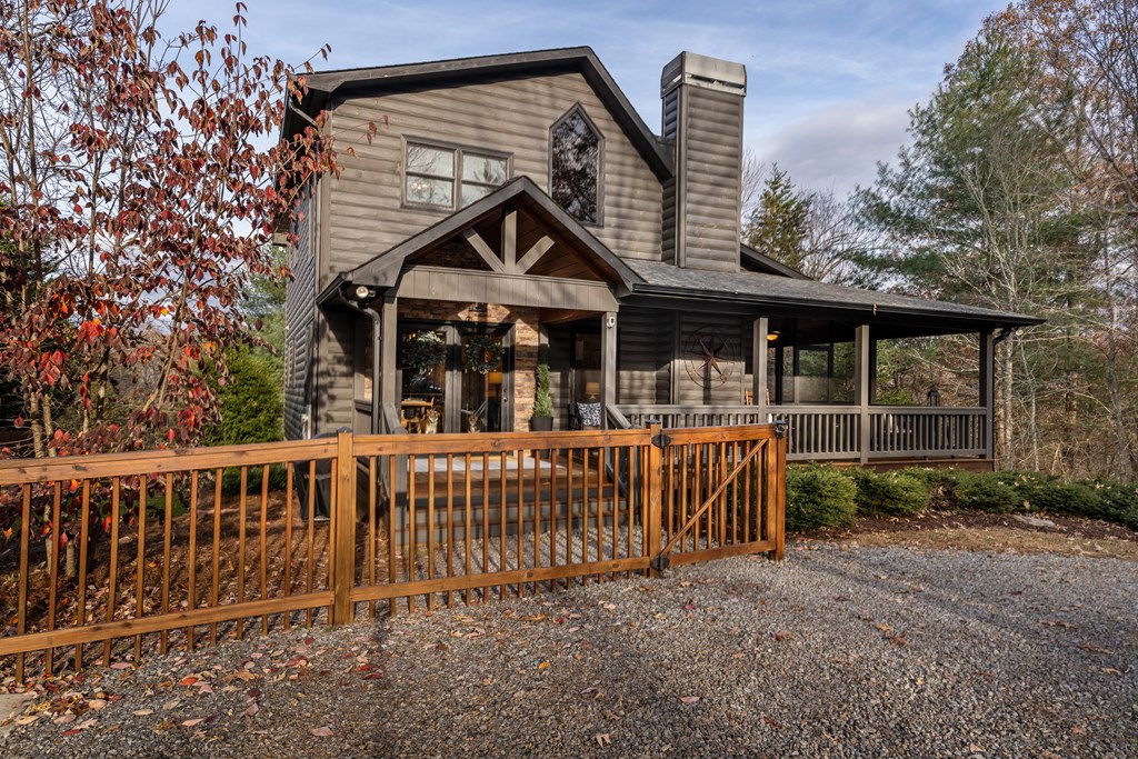 19 Chestnut Hills Road