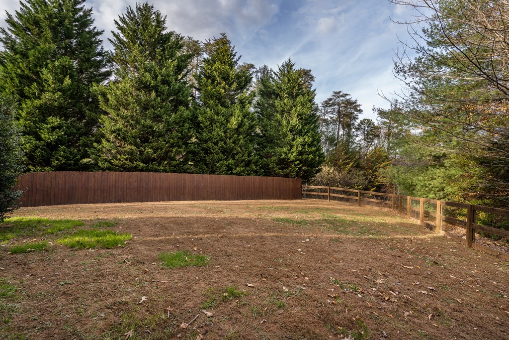 19 Chestnut Hills Road