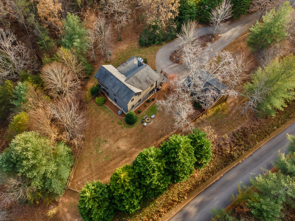 19 Chestnut Hills Road