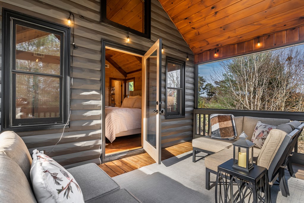 19 Chestnut Hills Road