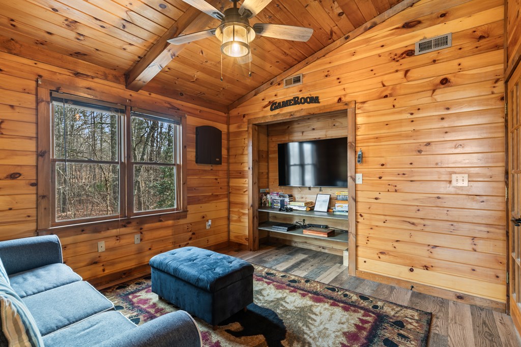 162 Little Falls Drive