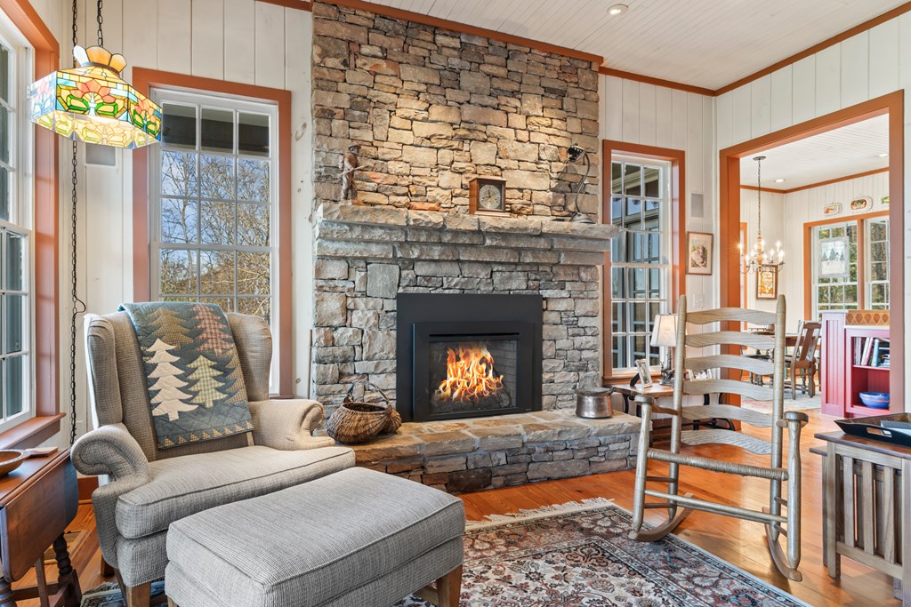 196 Mauldin Creek Road