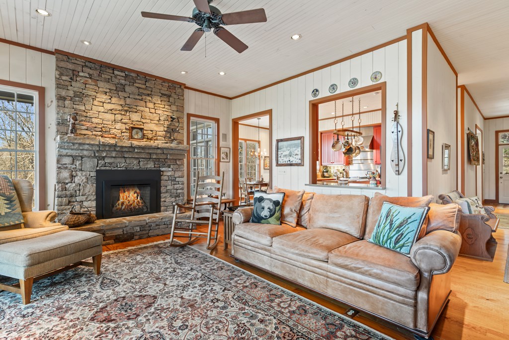 196 Mauldin Creek Road