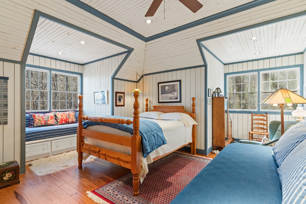 196 Mauldin Creek Road