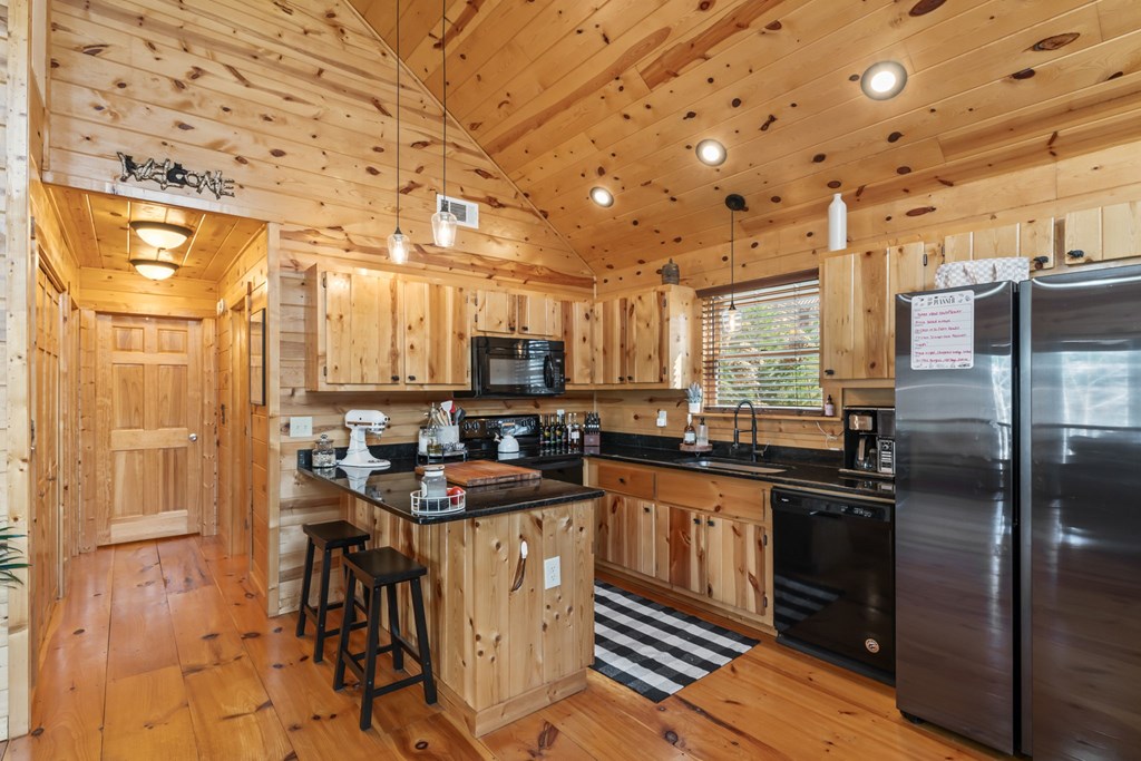 294 Whispering Hills Road