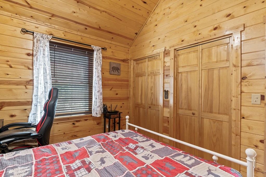 294 Whispering Hills Road