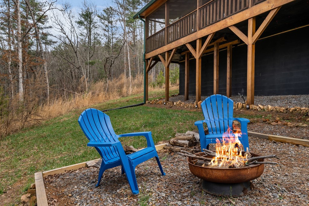 294 Whispering Hills Road