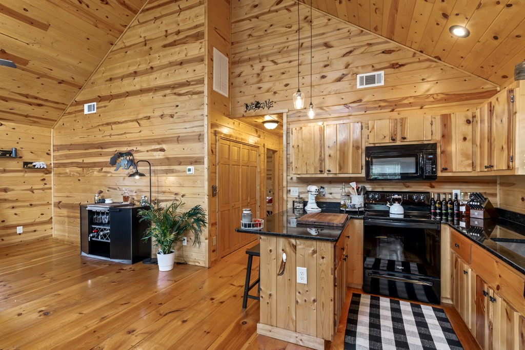 294 Whispering Hills Road