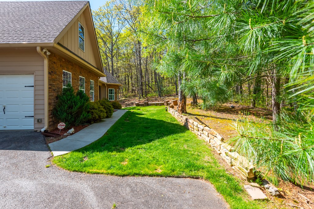 3184 Saint Andrews Way