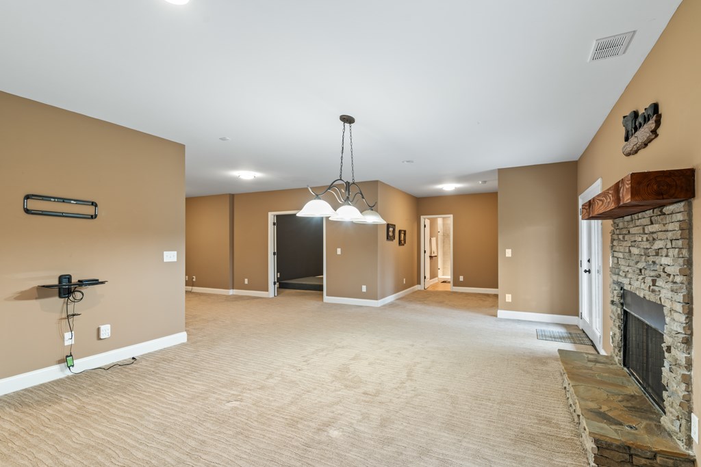 3184 Saint Andrews Way