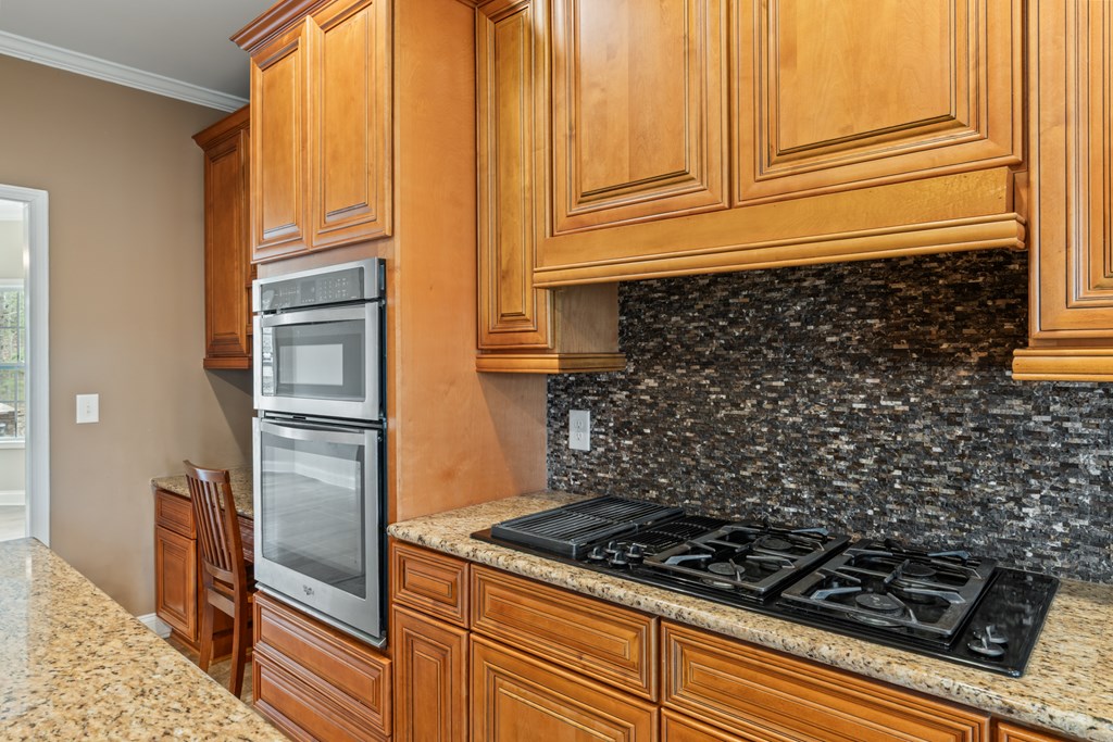 3184 Saint Andrews Way