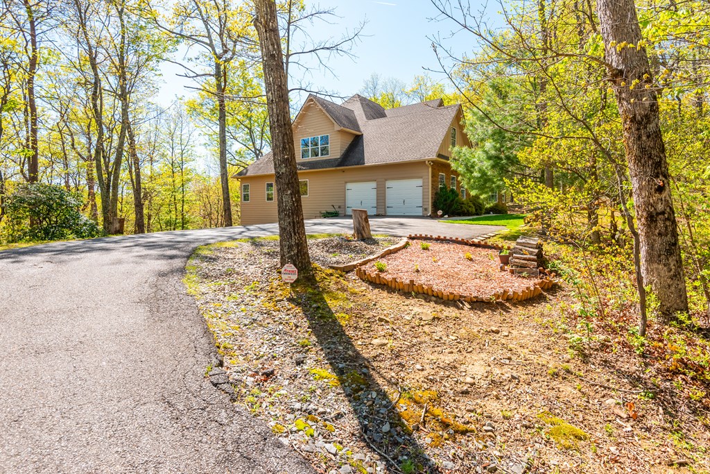 3184 Saint Andrews Way