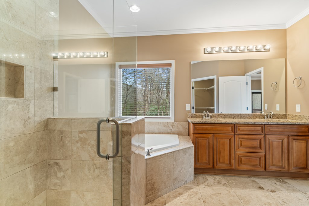 3184 Saint Andrews Way