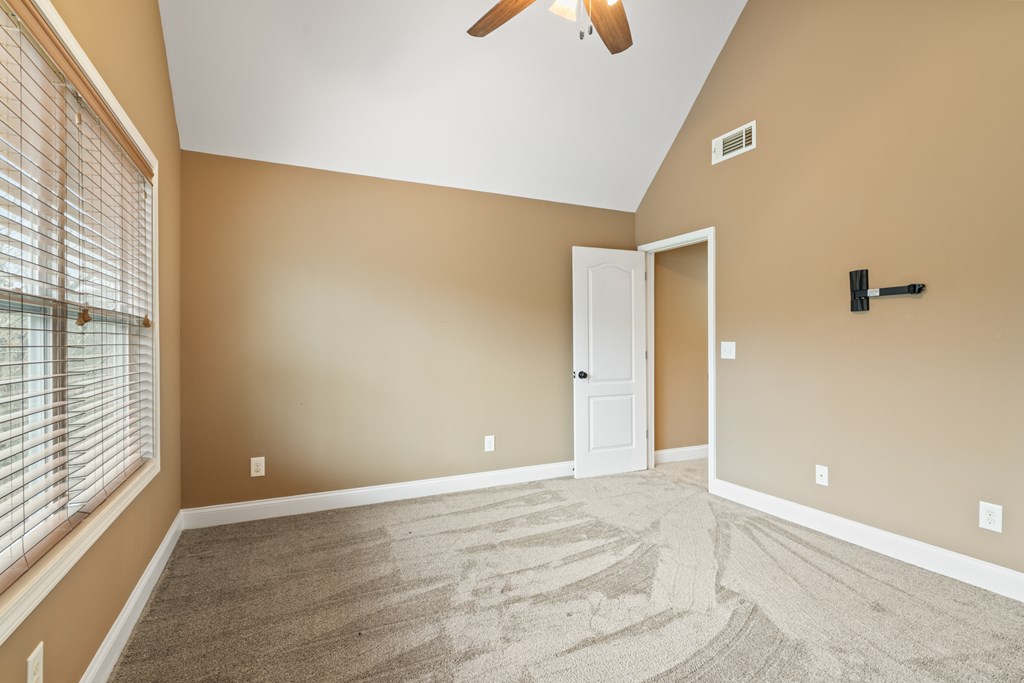 3184 Saint Andrews Way