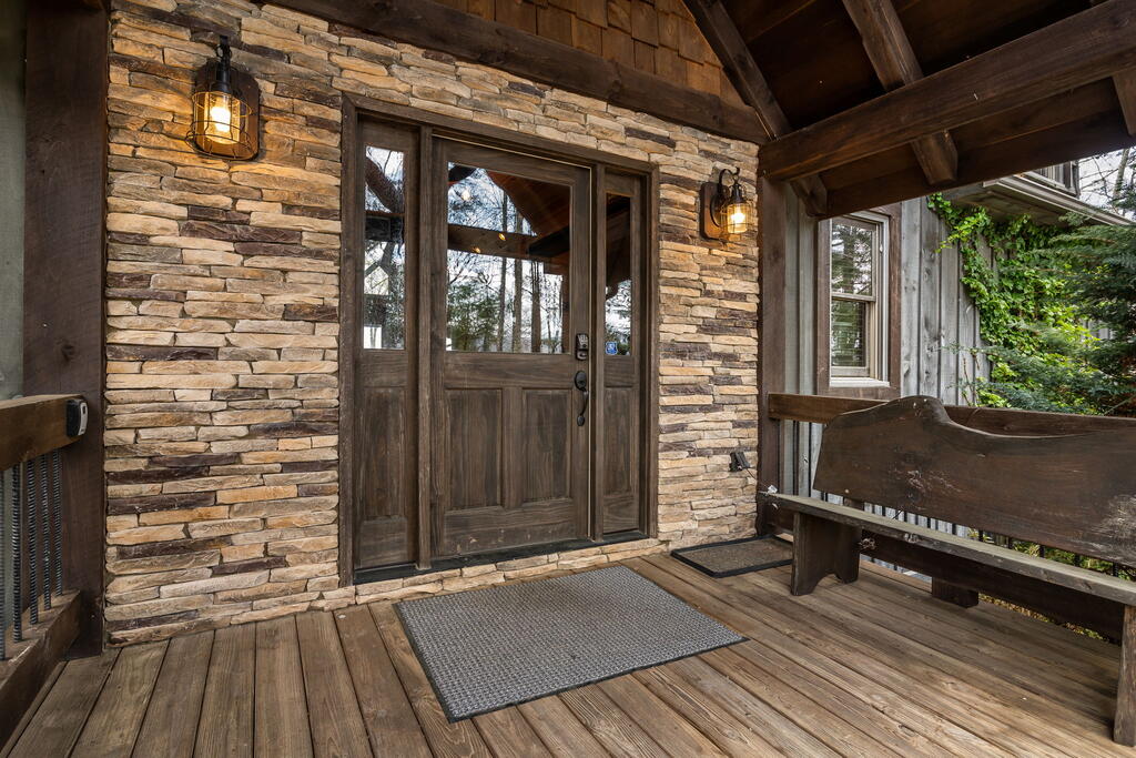 967 River Bend Lane