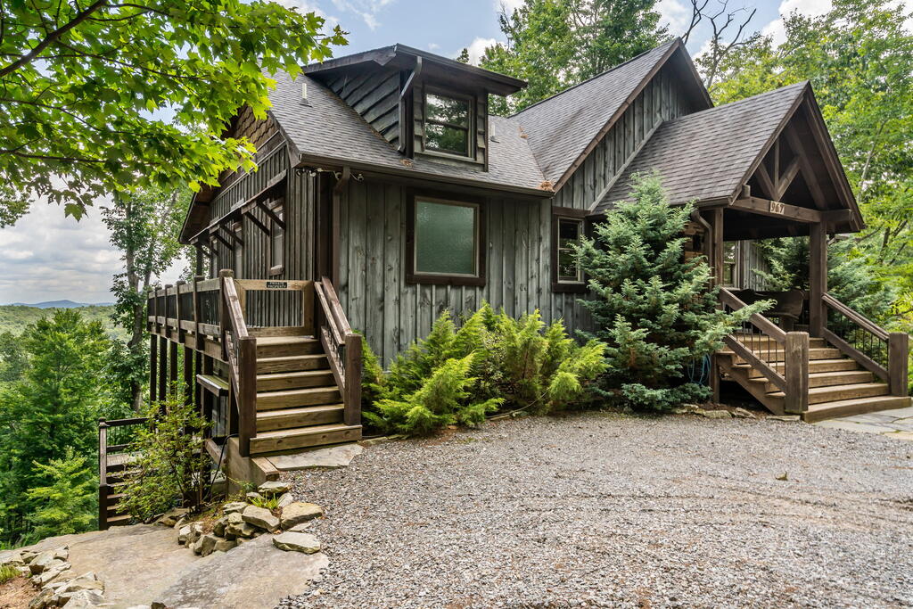 967 River Bend Lane
