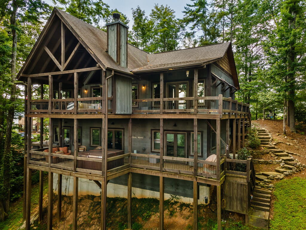 967 River Bend Lane