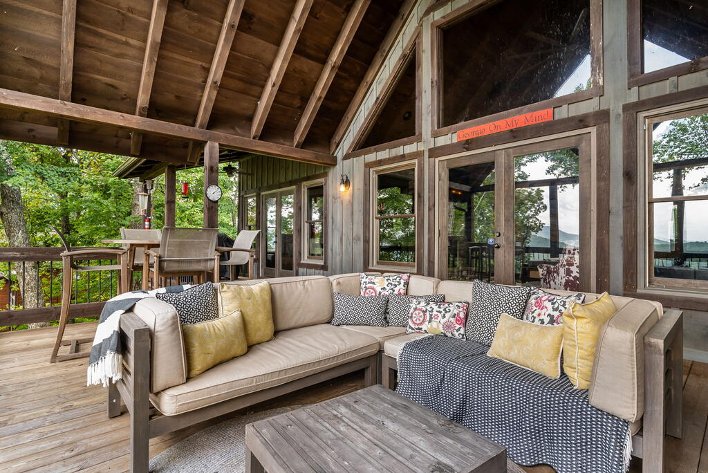 967 River Bend Lane
