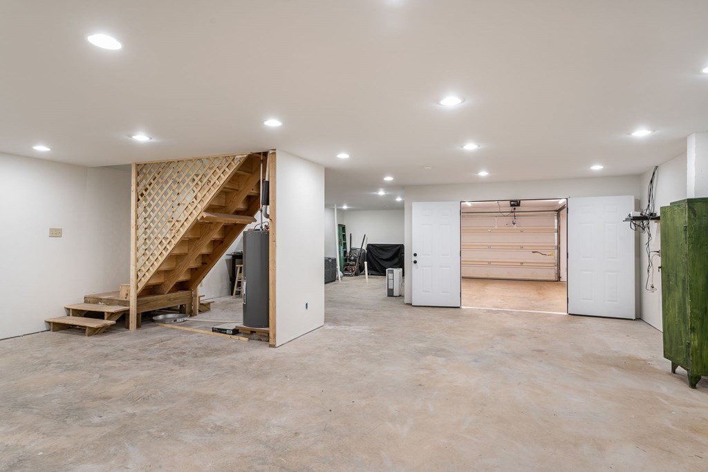 1132 Hells Hollow Road