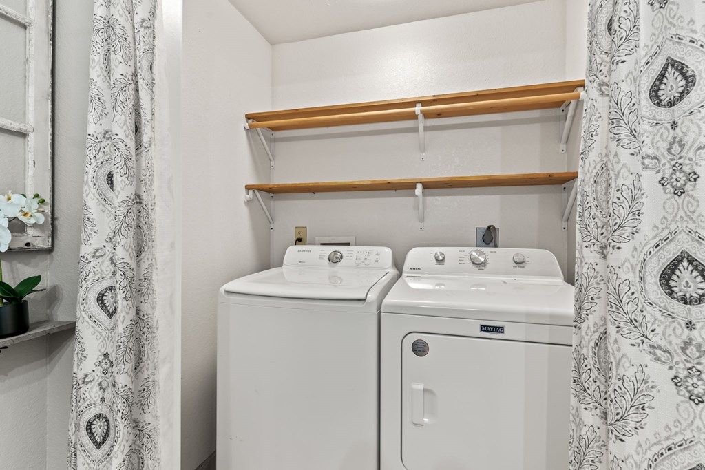 1132 Hells Hollow Road