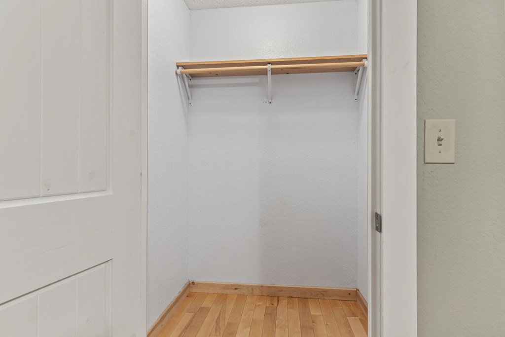 1132 Hells Hollow Road