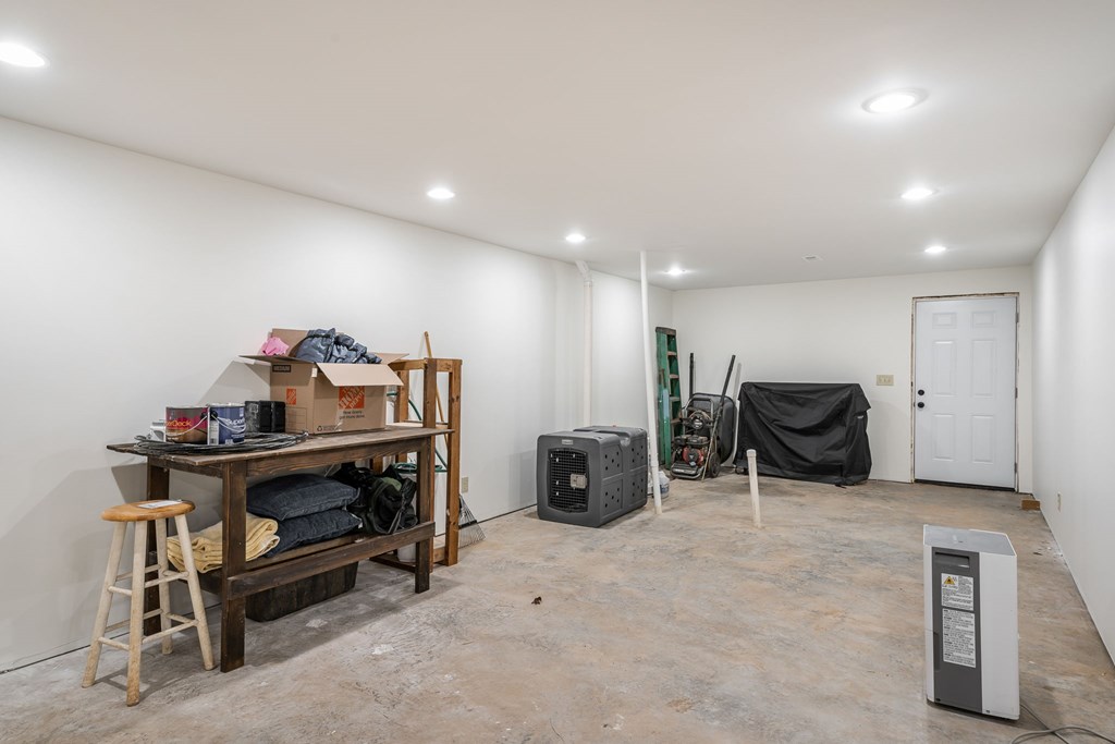 1132 Hells Hollow Road